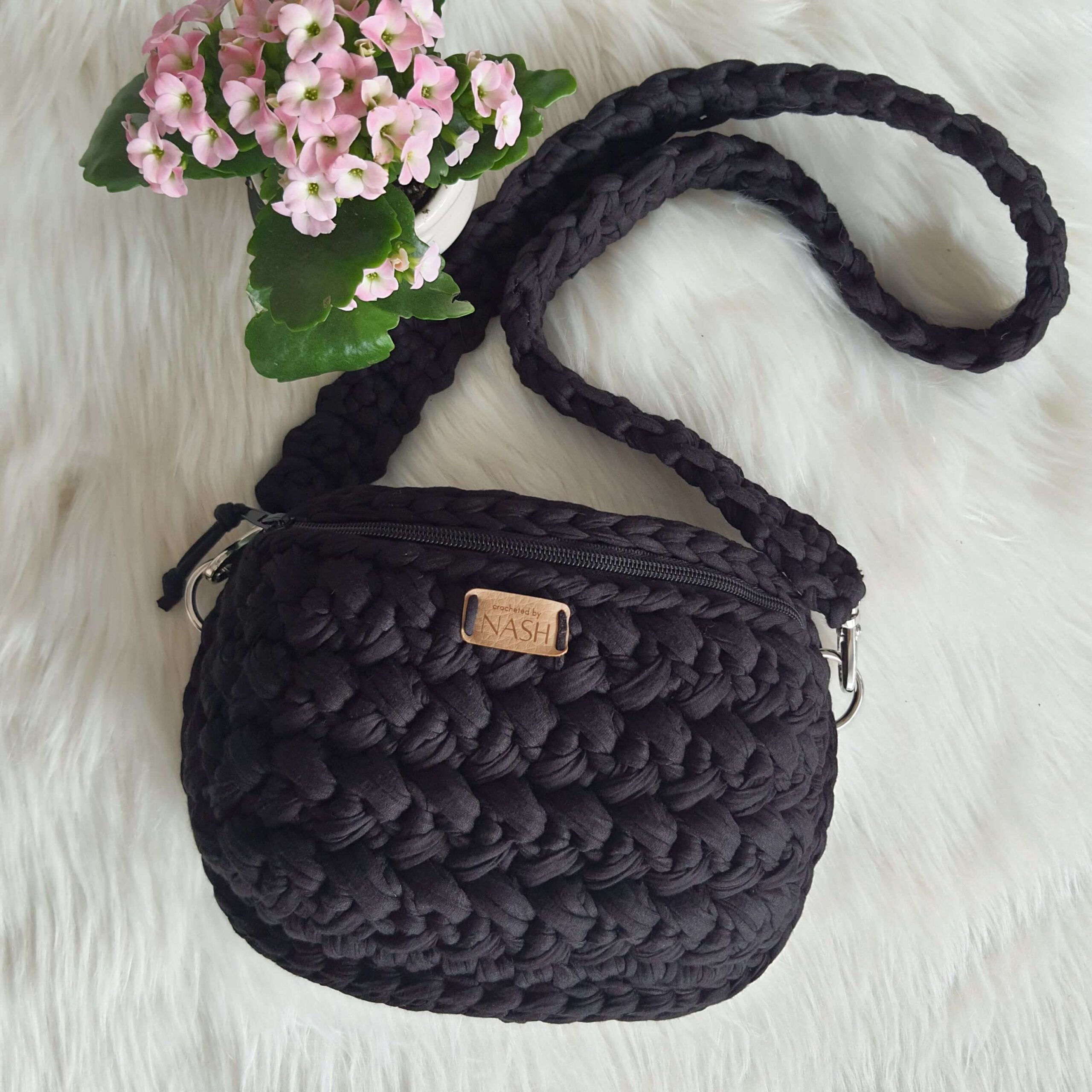 torebka na szydełku cross bag