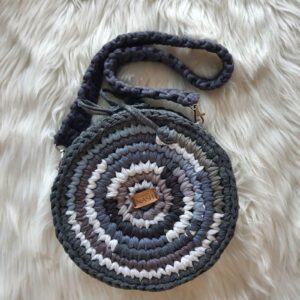 torebka na szydełku pączek szary patchwork
