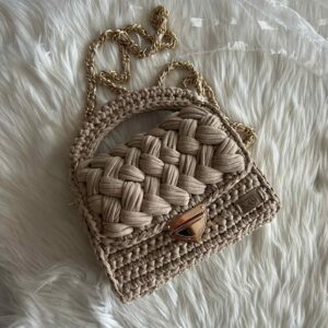 torebka na szydełku kuferek puff